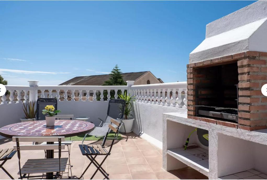 Apartamentos Lolitalola Holidays 살로브레나 외부 사진