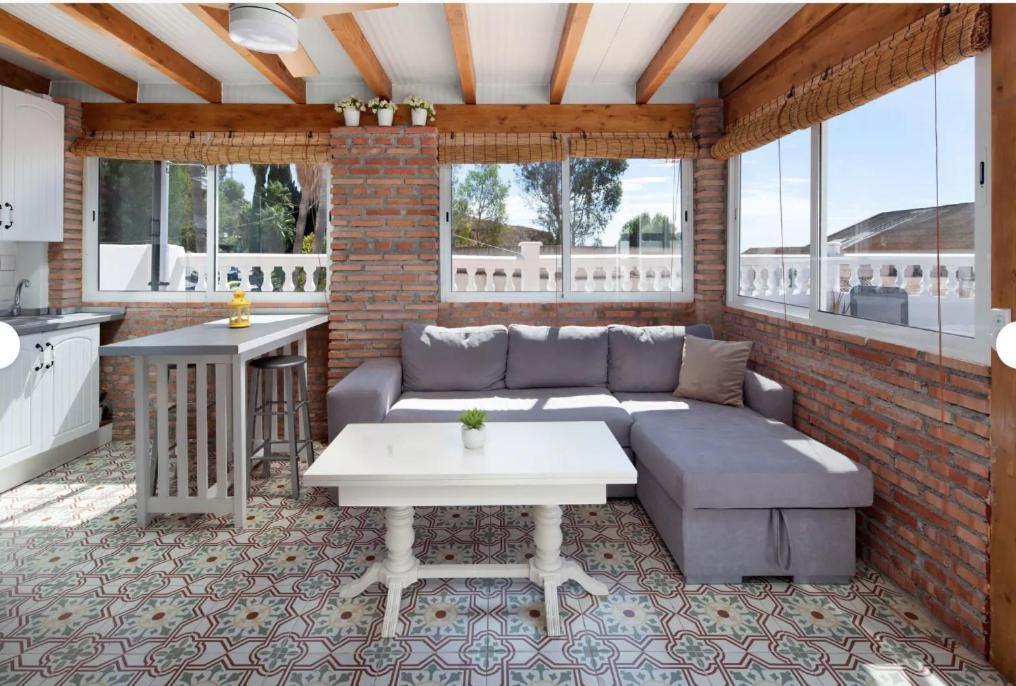 Apartamentos Lolitalola Holidays 살로브레나 외부 사진