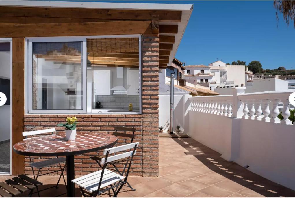 Apartamentos Lolitalola Holidays 살로브레나 외부 사진