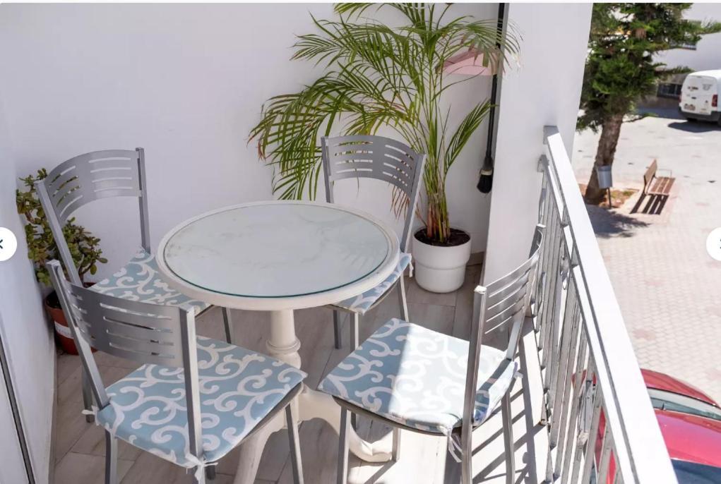 Apartamentos Lolitalola Holidays 살로브레나 외부 사진